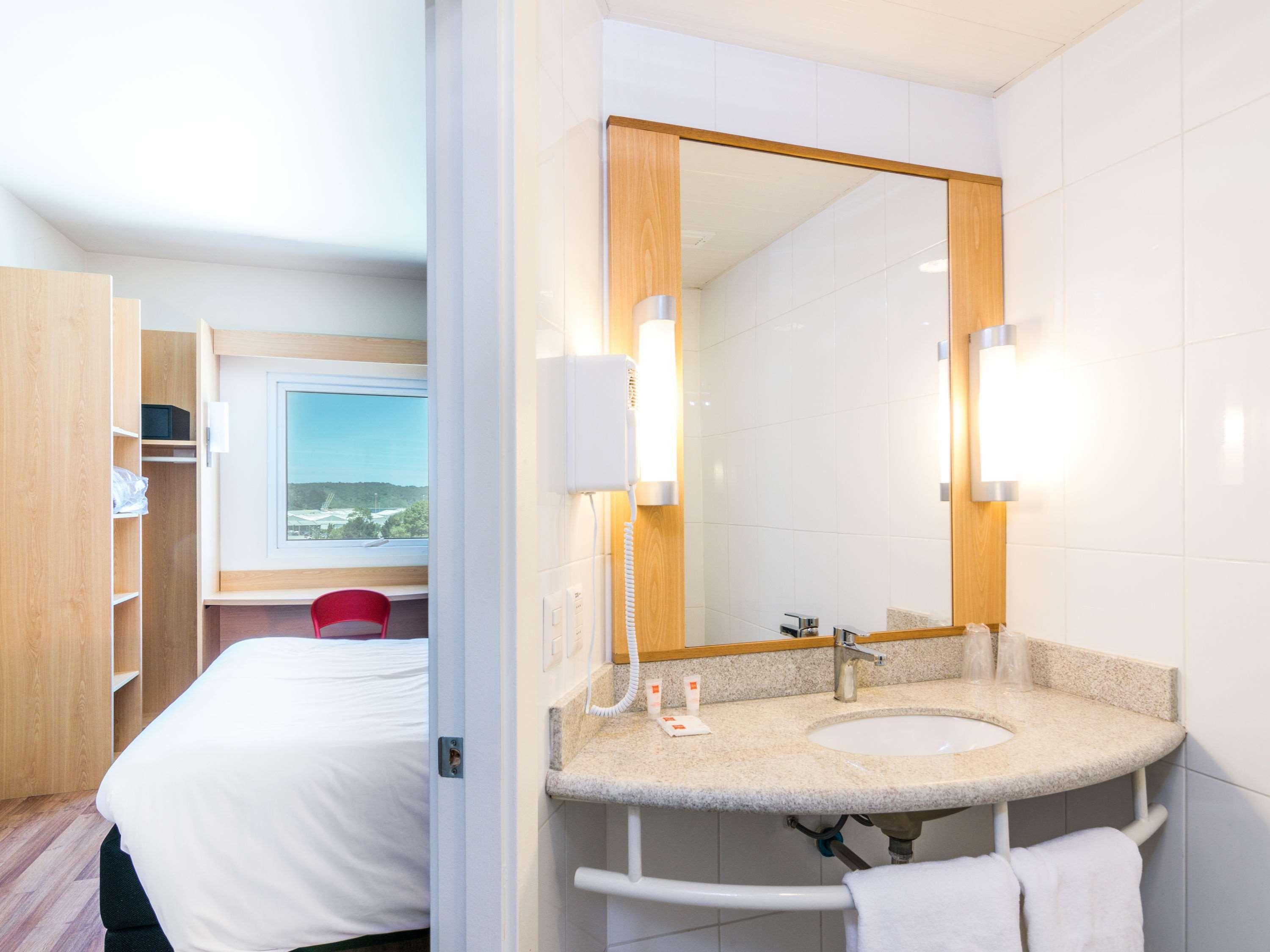 Ibis Puerto Montt Hotel Ngoại thất bức ảnh