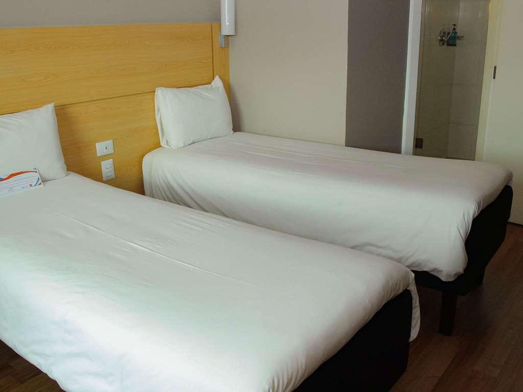 Ibis Puerto Montt Hotel Phòng bức ảnh