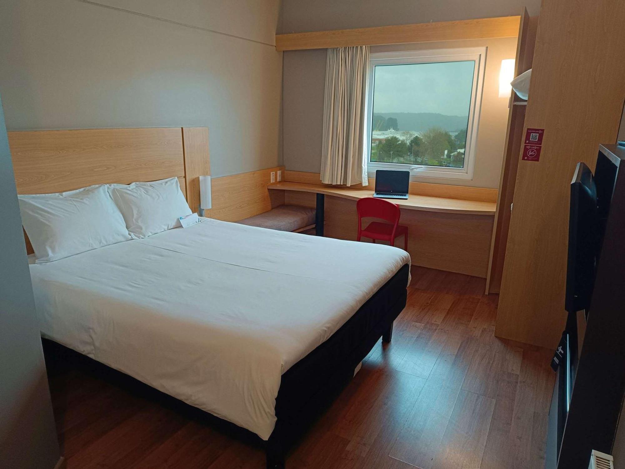 Ibis Puerto Montt Hotel Ngoại thất bức ảnh